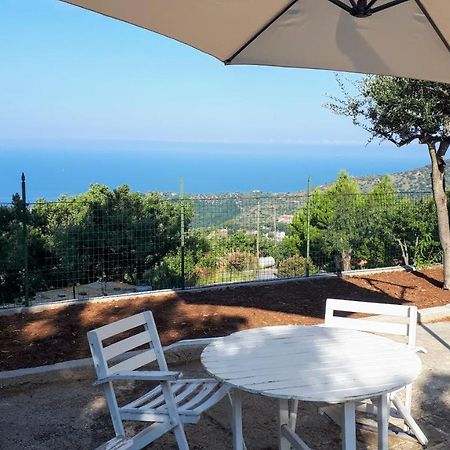 Le Pigne Casa Vacanze. Pollica Exterior foto